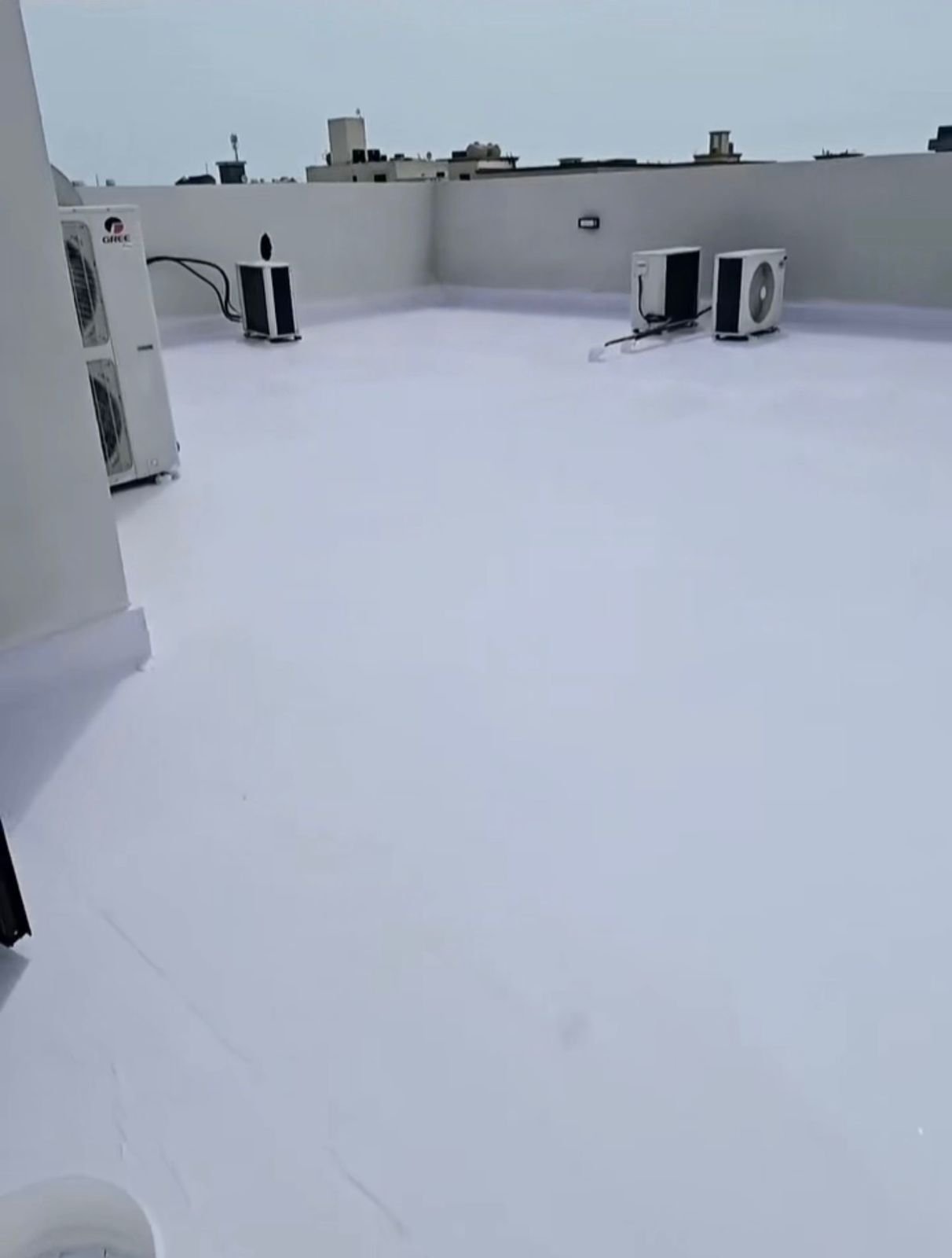 عازل مائي احترافي للأسطح